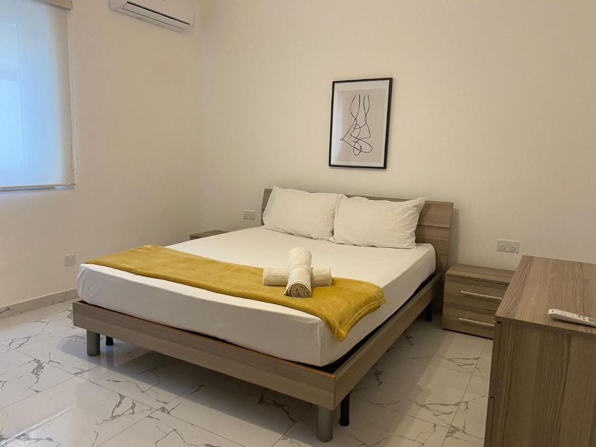 Sliema Centrally Located Apt Exterior photo